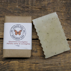 Savon en barre à la menthe verte et à l'eucalyptus | 100% d'huiles essentielles et d'ingrédients naturels - Garden Path Homemade Soap